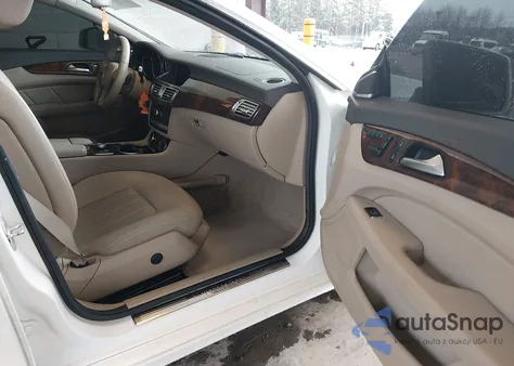 2012 Mercedes-Benz Cls 550 z USA, uszkodzony, nr VIN WDDLJ7DB9CA055159